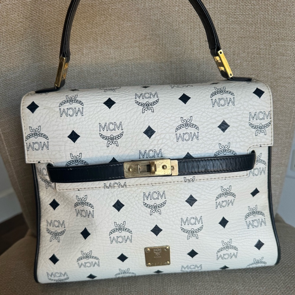 🔥🔥🔥MCM TOP HANDLE HANDBAG
